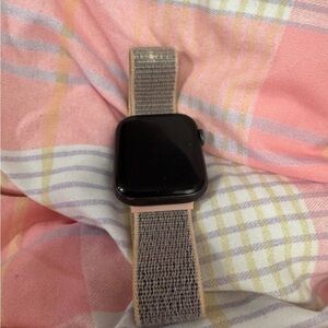 Apple Watch SE 44mm (Includes extra watch bands + charger)